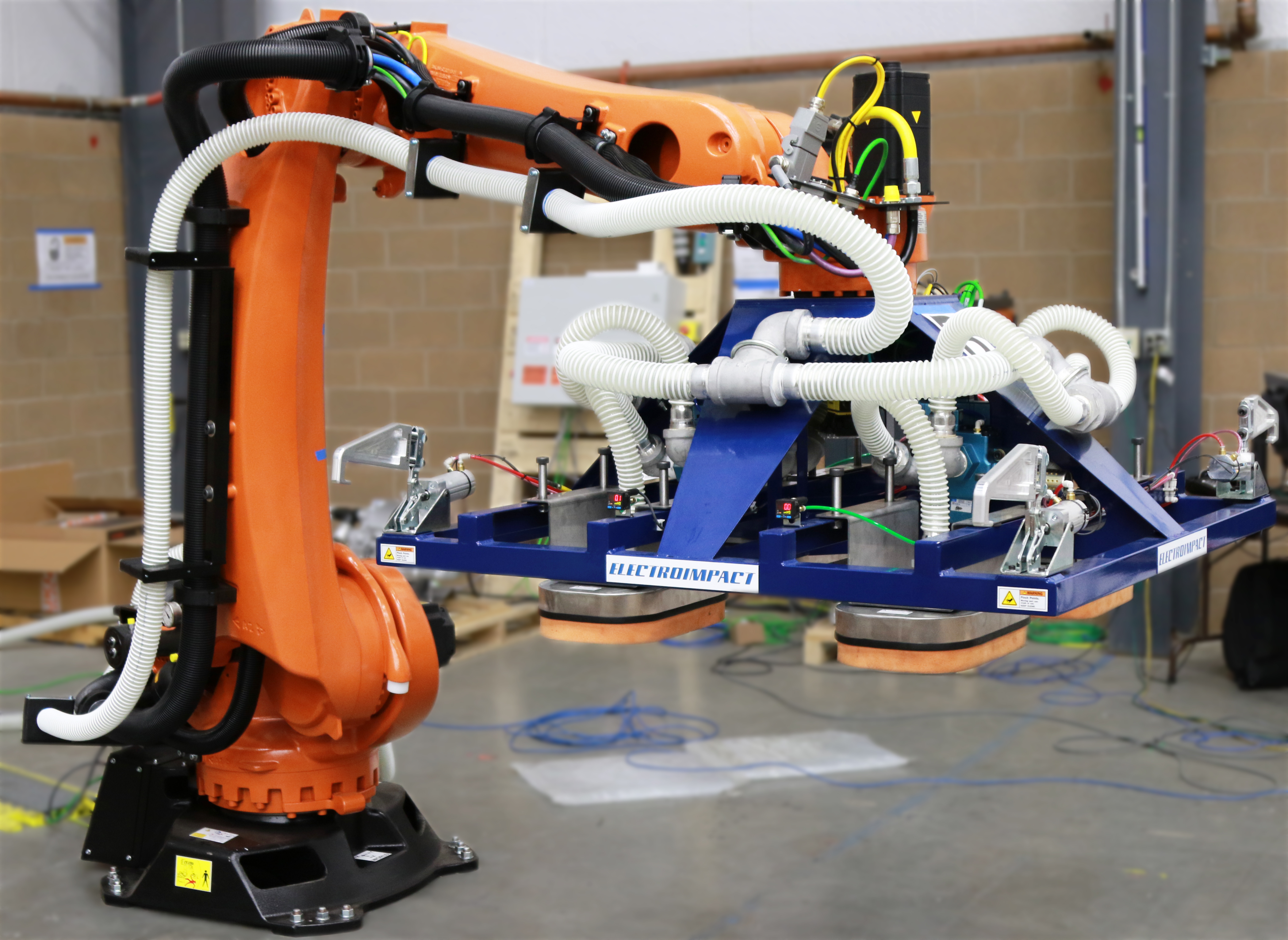 Material handling robot